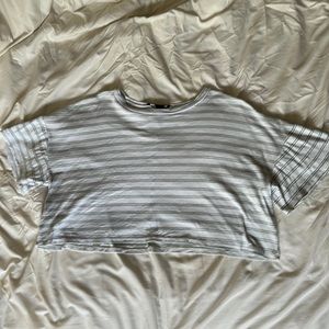 F21 boxy stripped tee